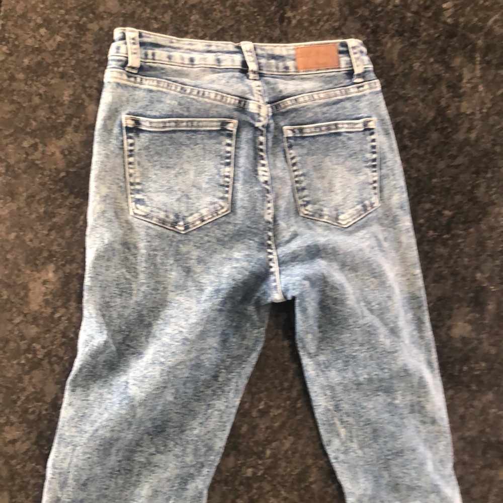 Jeans - Picture 2 of 3